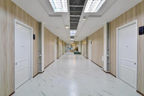 Unterkunft von außen, 97 Merryland Apartments & Hotel in Chachoengsao