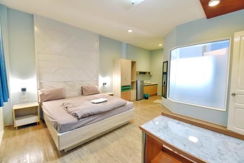 97 Merryland Apartments & Hotel in Chachoengsao
