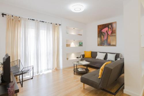 Three-Bedroom Apartment image 9