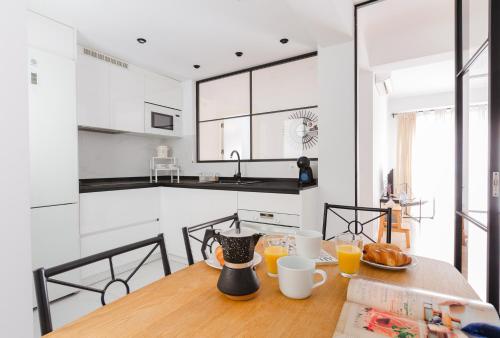 Three-Bedroom Apartment image 7