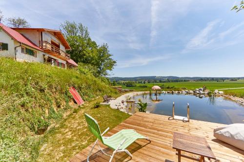 Exklusives Zimmer im Kräuterstöckl mit Frühstück gegen Aufpreis in Muggendorf, Österreich