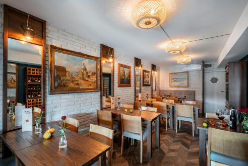 Ресторан, Chrobry Apartamenty Gdansk Grodzka 10 in Гданськ