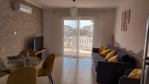 Nissi Golden Sands Sunny Apartment A1D4 3