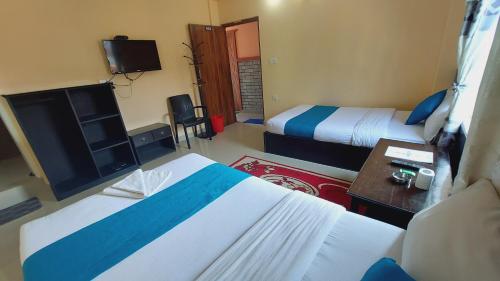 Family Double Room image 5