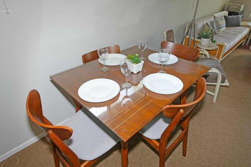 Ala Wai BoulevardApartment 23 - image 2