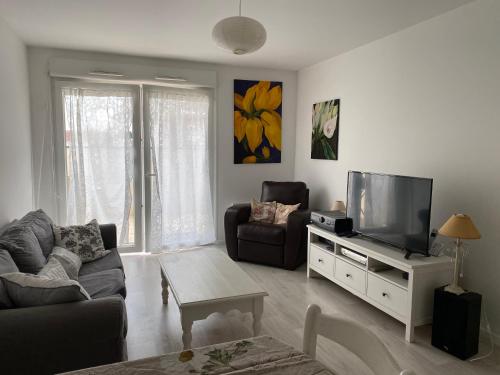 Superbe appartement avec jardin et parking proche Paris et Disney