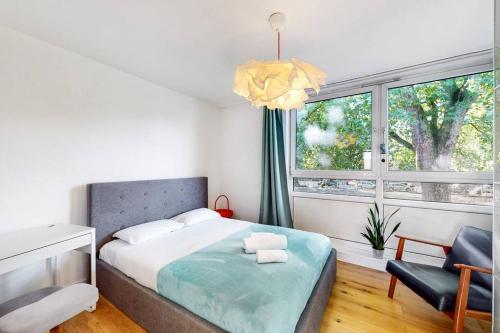 Charming 2-bedroom maisonette with private garden