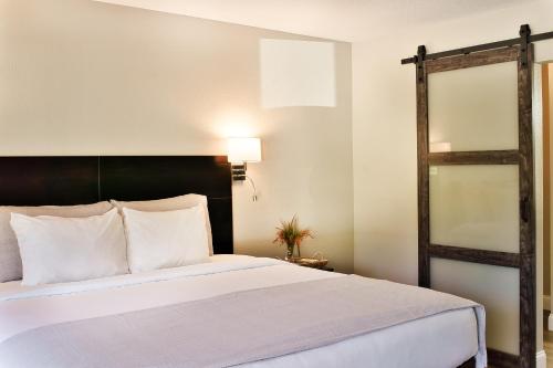 Quality Inn at Quechee Gorge - image 6