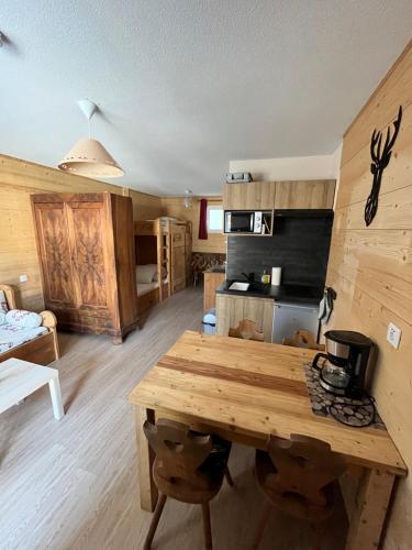 Babaute 7, studio typique au pied des pistes, Prémanon (foto 7)