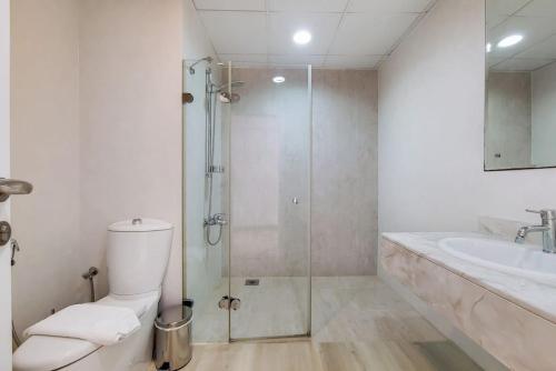 Vacationer Holiday Homes I Lux 2 Bed I Stunning Sea View I Steps to JBR Beach I Sadaf 6, Dubai (photo 10)