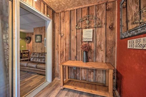 Rustic Clint Eastwood Ranch Apt by Raystown Lake