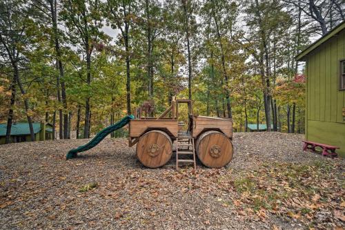 Rustic Clint Eastwood Ranch Apt by Raystown Lake - image 6