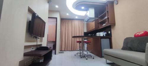 Classy! 2BR Medit2 West Jakarta