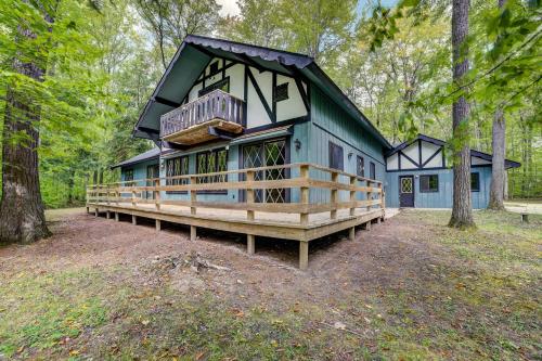 Pet-Friendly Gem Hike, Fish and Golf in Gaylord in Gaylord, USA