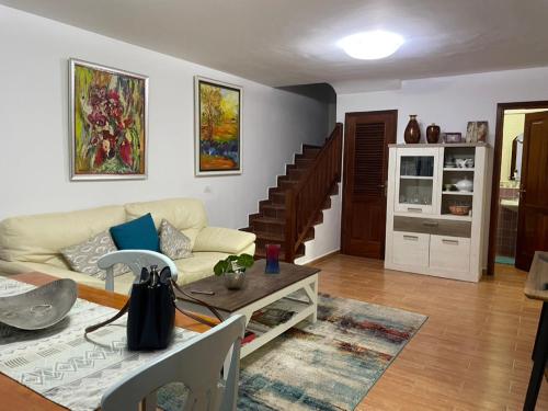 Abades Beach houses by Apartamentos Estrella del Norte – khách sạn tại Arico