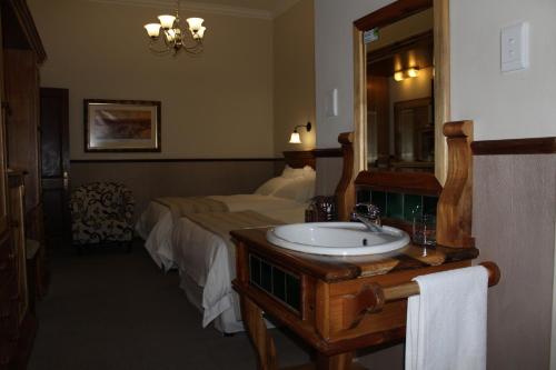 2 double beds