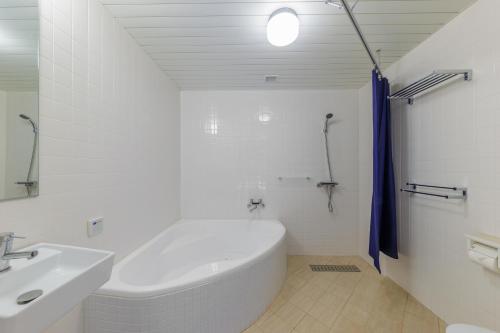 151 Hakuba by Jade Group