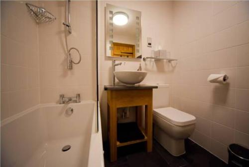 The Kingsdon Inn - image 3