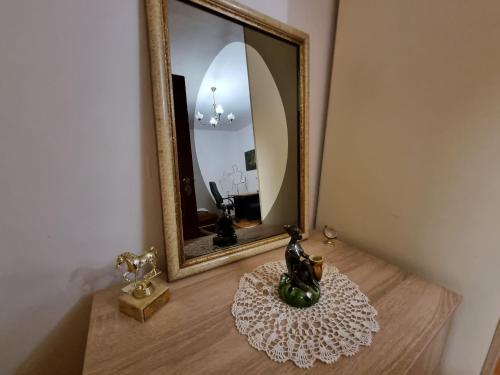 Tsar Simeon, 2 bedroom, living room and fireplace, Sofia (Foto 3)