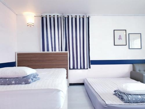 1 double bed
