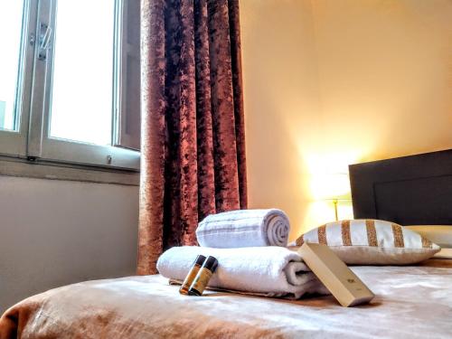 Lor Room Type - Double or Twin Room with Private External Bathroom