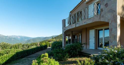 Au coeur de l'arriere Pays Rez de chaussé de Villa DOMAINE A PRESA