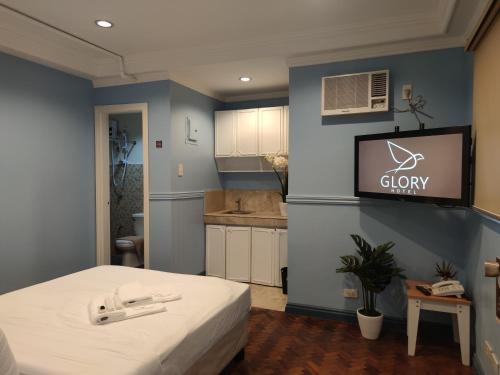 Bathroom, Glory Hotel Cubao near Marikina Shoe Expo