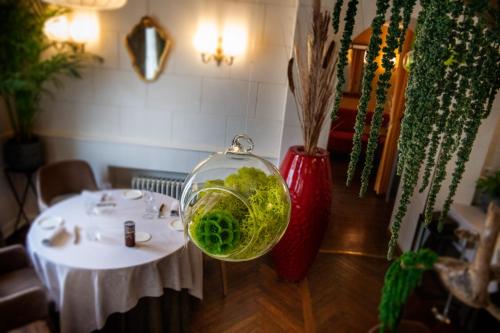 Logis Hotel La Breche - Restaurant Berthelot - 레스토랑