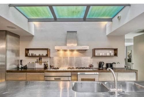 Unique,architecturally acclaimed,Notting Hill home, Londyn (zdjęcie 9)