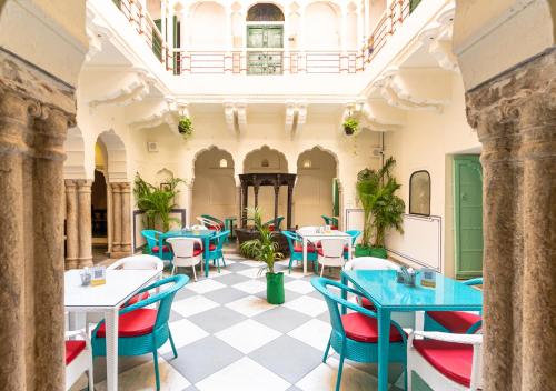 Restaurant, Bloom Boutique - Chelon Haveli in Jaipur
