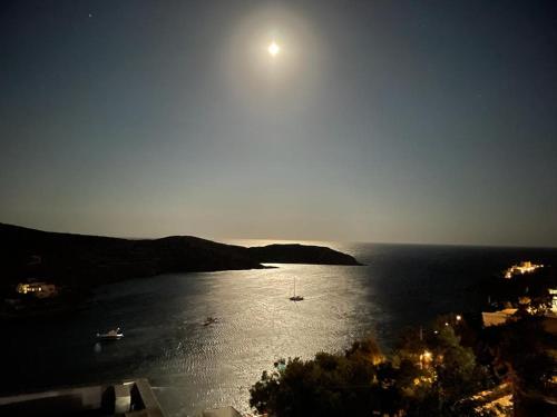 Vacation house with stunning view - Vari Syros