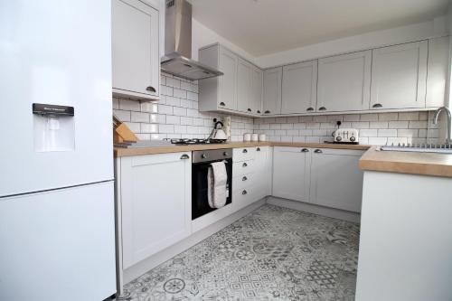 Konyha, Wern farm cottage in Pontnewynydd