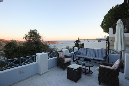 Vacation house with stunning view - Vari Syros