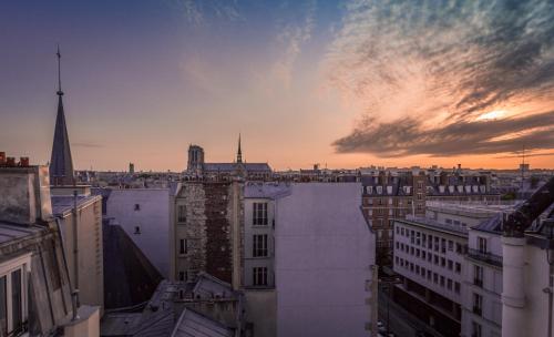 Hotel Les Bulles de Paris