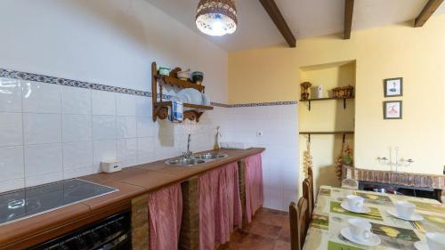 virtuve, Cortijo Rural Fuente Marchal Montejaque by Ruralidays in Montejakve