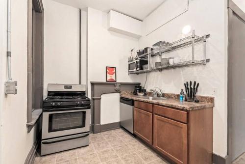 Deluxe 5-bedroom Walk everywhere in Over the Rhine