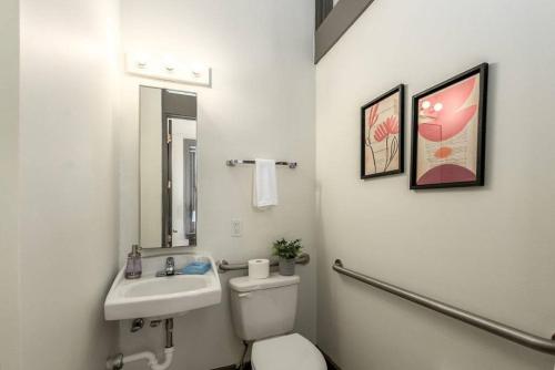 Deluxe 5-bedroom Walk everywhere in Over the Rhine