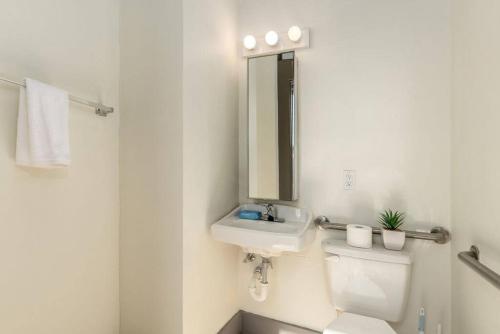 Deluxe 5-bedroom Walk everywhere in Over the Rhine