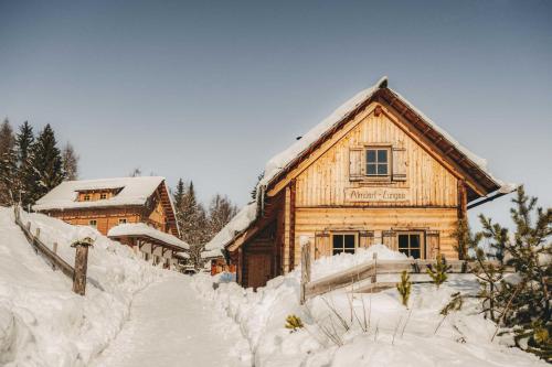 Hüttendorf Schlögelberger Room Type - Two-Bedroom Chalet