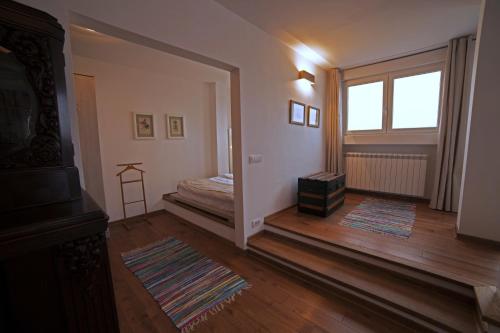 Arena Penthouse Apartments - image 7