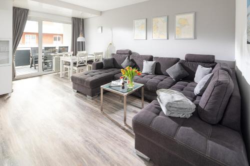 Apartment with Balcony image 10