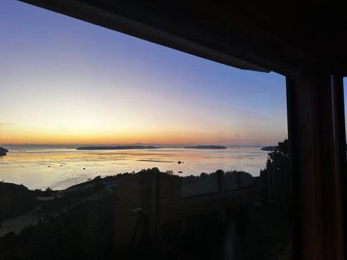 Bella casa de campo con panorámica vista al mar