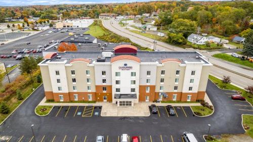 Candlewood Suites Erie an IHG Hotel - image 6