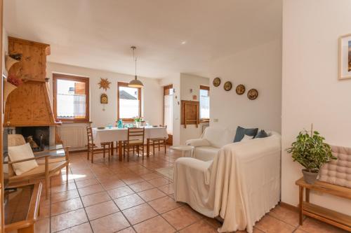 Maison Miravalle in Colle Santa Lucia