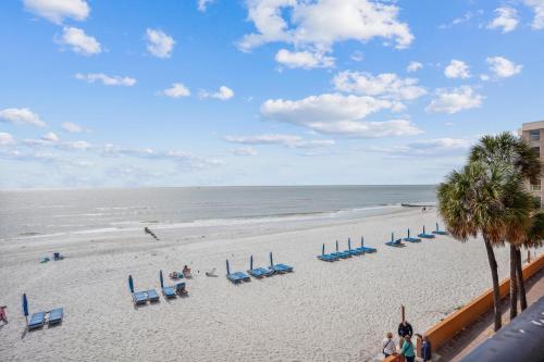 Las Brisas 202 - image 2