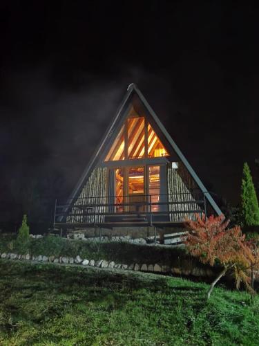 Razele Trascaului in Valea Manastirii
