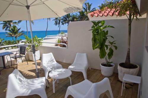 Studio Apartment with Sea View image 3