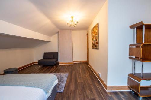 Chestnut Heritage,- Large & Cheerful 5 bedroom house with free parking, Liverpool (fotografie 4)