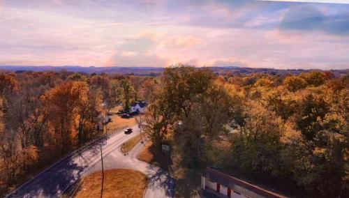 . Lincoln Motel