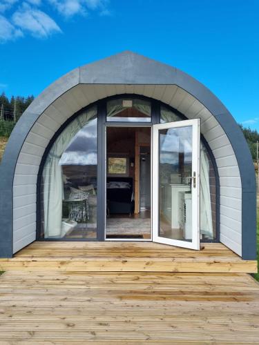 Forester's Retreat Glamping - Dinas View Forester's Retreat Glamping - Dinas View